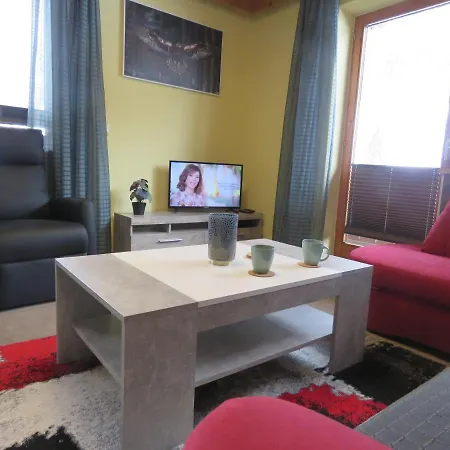 Alpenhaus Denver 公寓 *